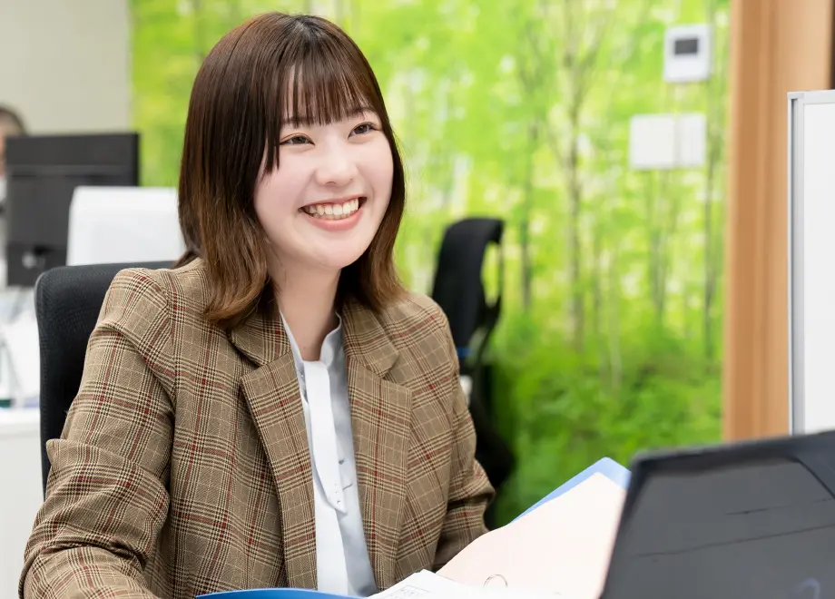 総務部 2021年入社